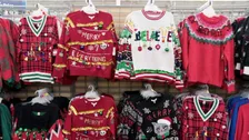 La historia de los suéteres navideños feos