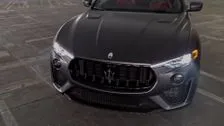 Remorque Maserati Levante Trofeo 2022