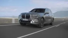 The new BMW X7 Driving Video