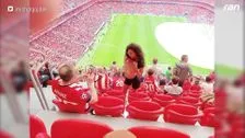 Porn star drops her clothes in the stands