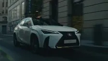 2023 Lexus UX 250h Trailer