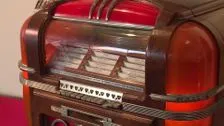 He collects Wurlitzer from passion