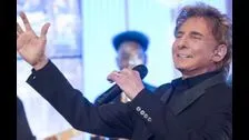 Barry Manilow: Gayness first discovered by husband