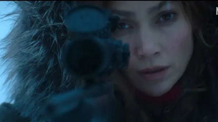 Jennifer Lopez nunca tinha sido tão duramente vista antes: Netflix transforma a estrela de Hollywood em assassino profissional