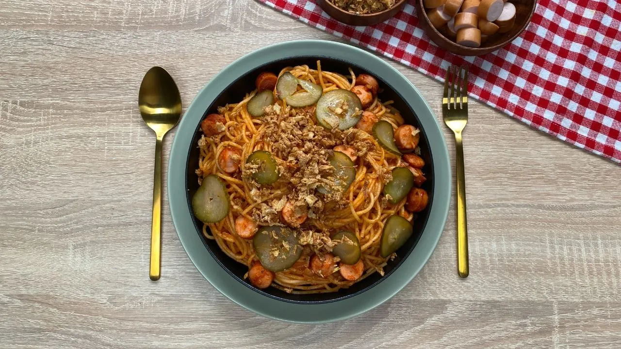 Fancy Recipe: Hot Dog Spaghetti