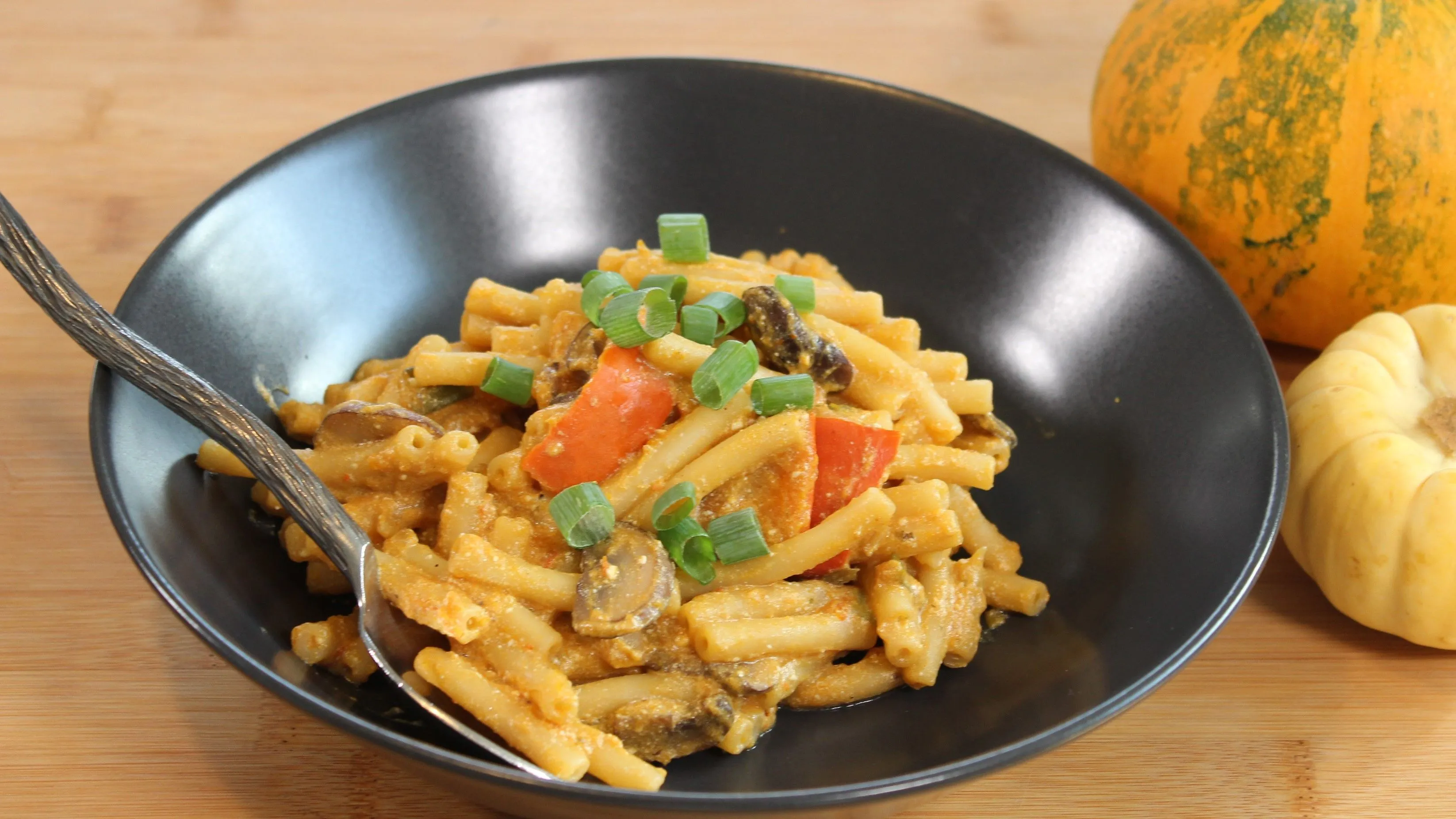 Pasta with pumpkin and mushrooms: Delicious pasta recipe for fall