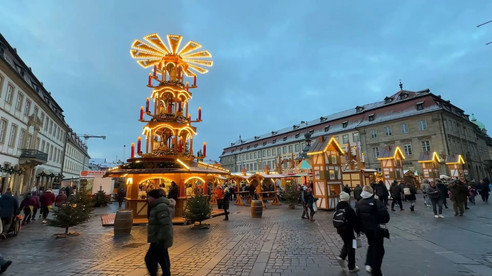 Bamberg Christmas Market 2023: This is how beautiful Maxplatz looks