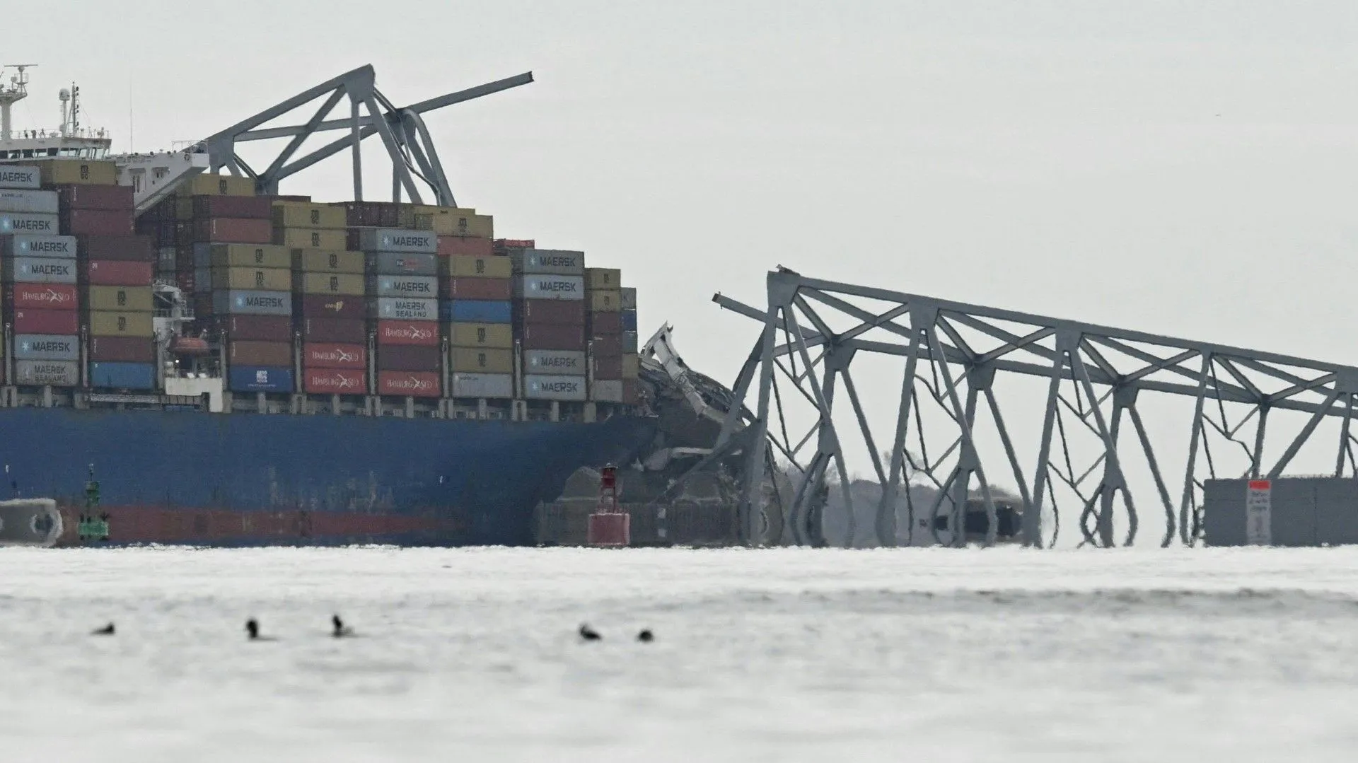 Brückeneinsturz in Baltimore: Schiff hatte wohl technisches Problem