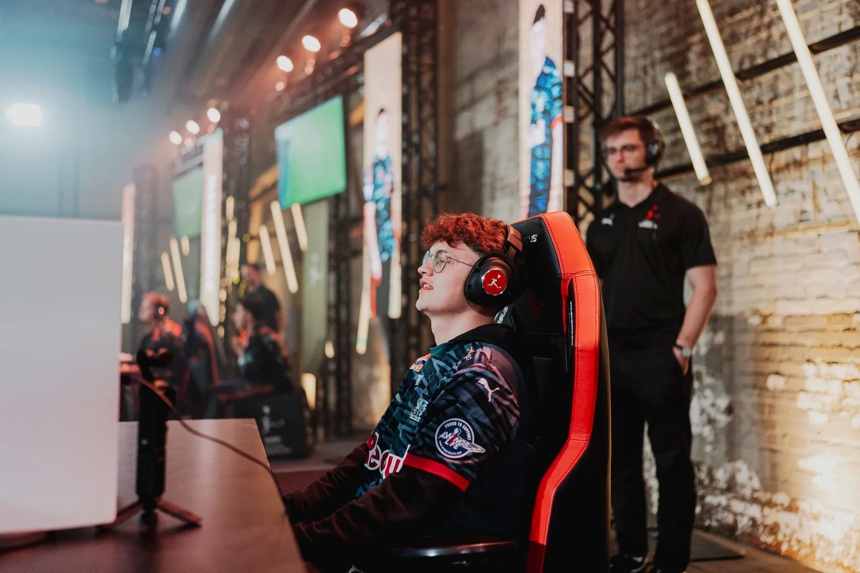 Levy Finn Rieck wird Deutscher Einzelmeister im eFootball beim VBL Grand Final in Köln
