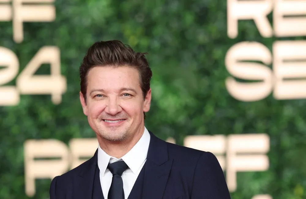 Jeremy Renner: 'Ausrutscher'-Moment war für Unfall verantwortlich