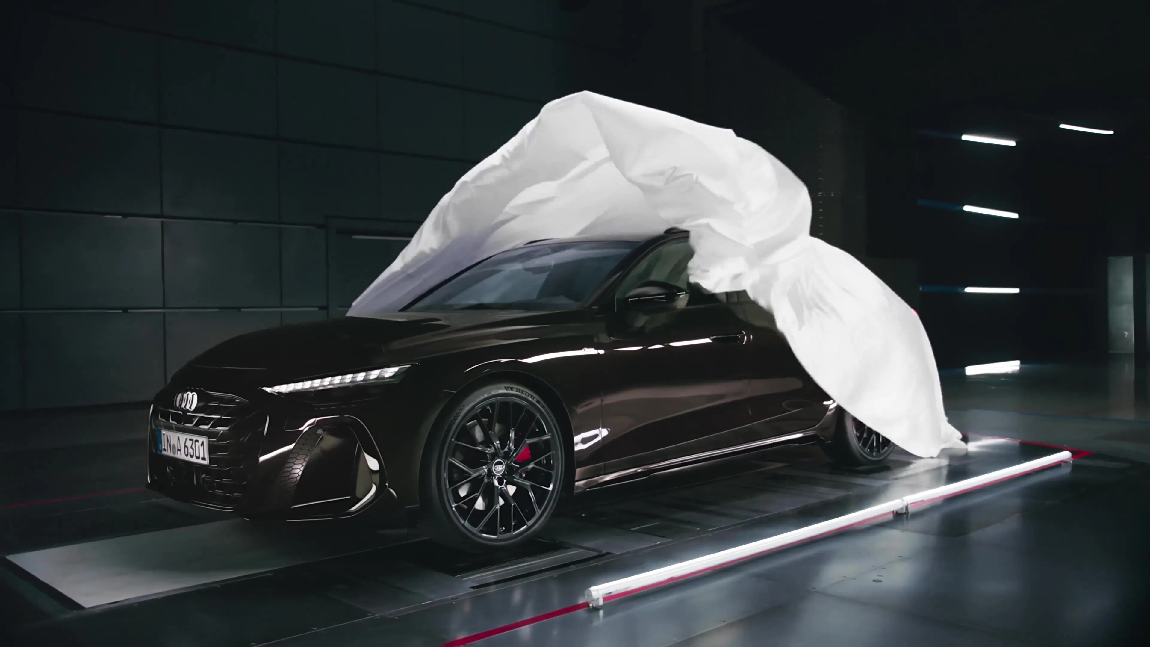 Audi A6 Avant Teaser