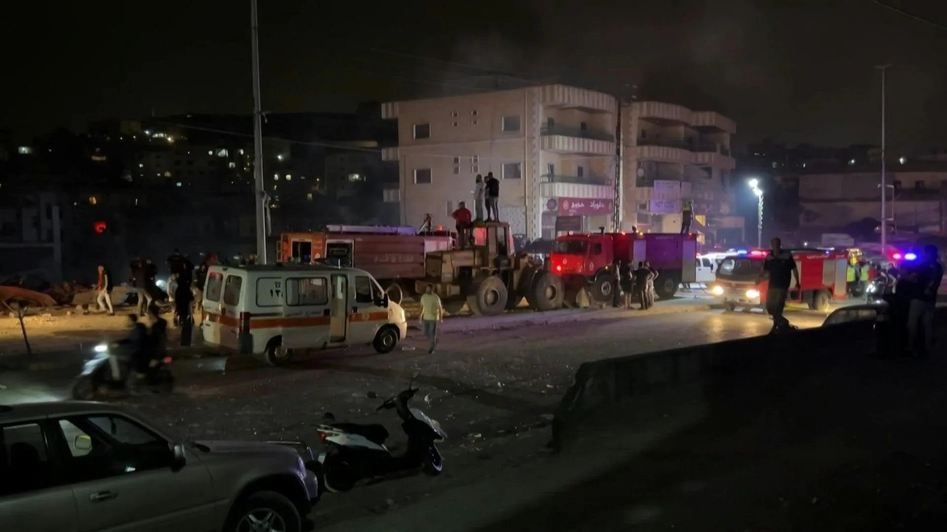 Aftermath of Israeli strike on a building in southern Lebanon