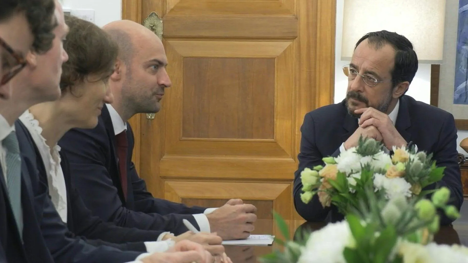 Cypriot president meets with French foreign minister in Nicosia