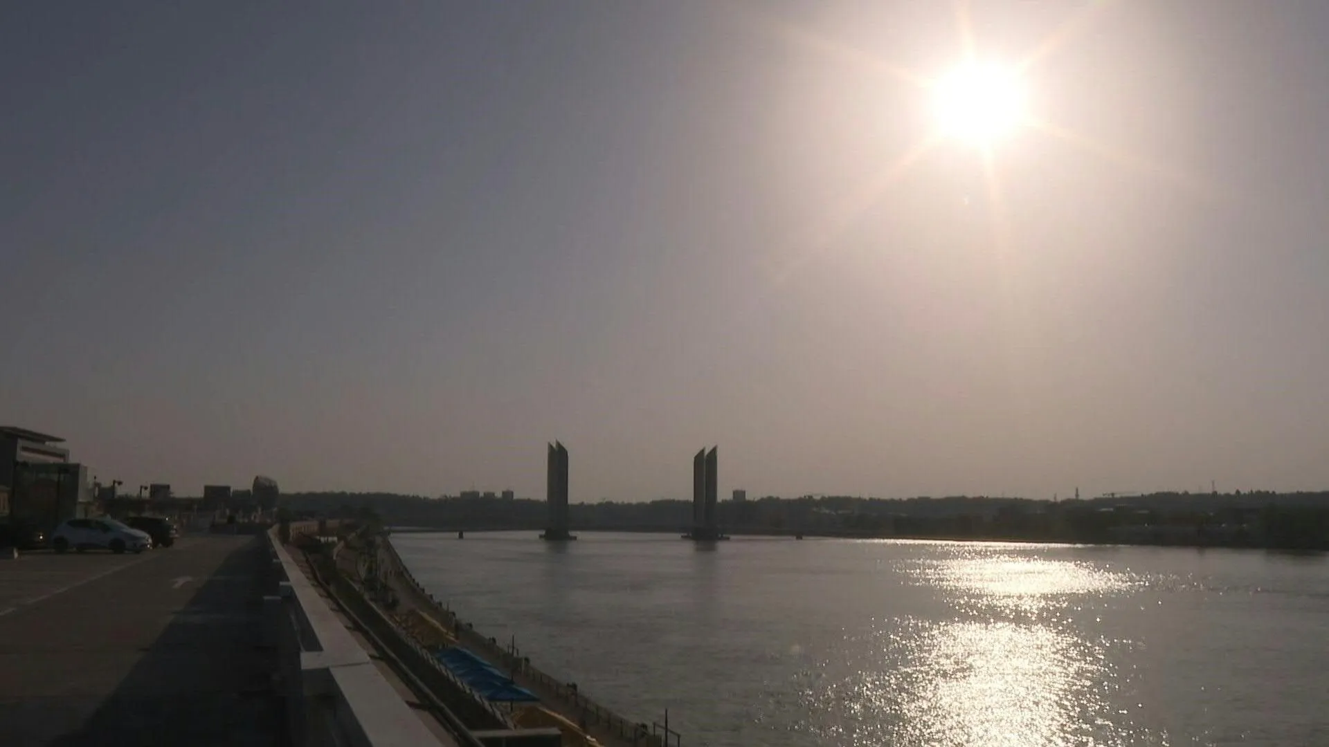 Sol abrasador sobre Bordéus à medida que as temperaturas sobem no sudoeste da França