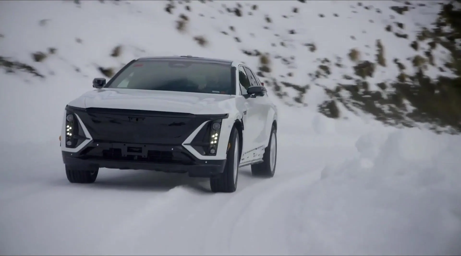 Cadillac LYRIQ Wintertest