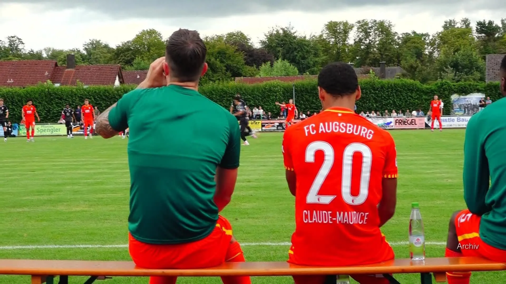 Der FC Augsburg will gegen Borussia Dortmund aus der Krise