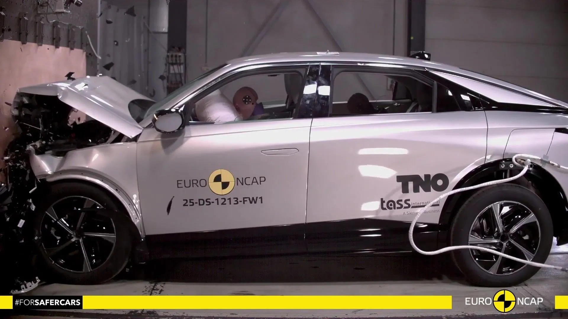DS N°8 - Crash & Safety Tests - 2025