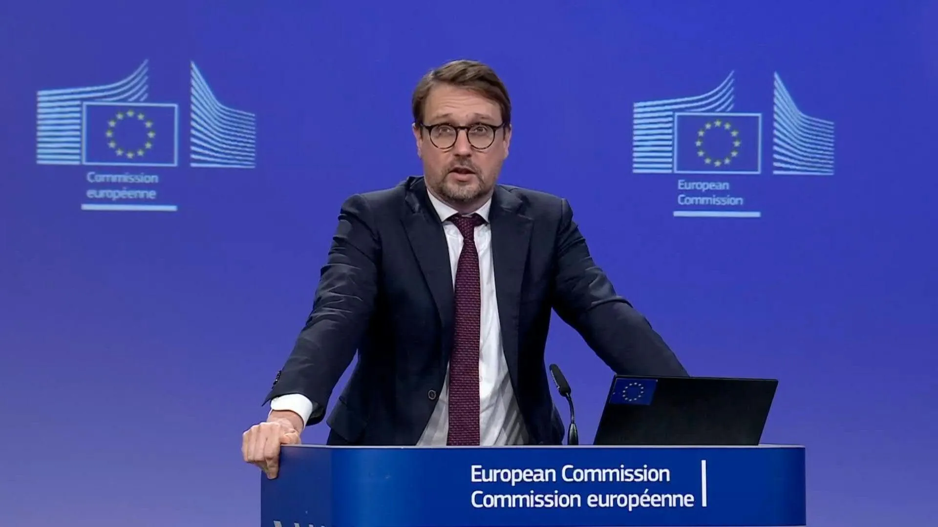 ЕС ограничивает выдачу виз российским гражданам из-за войны на Украине