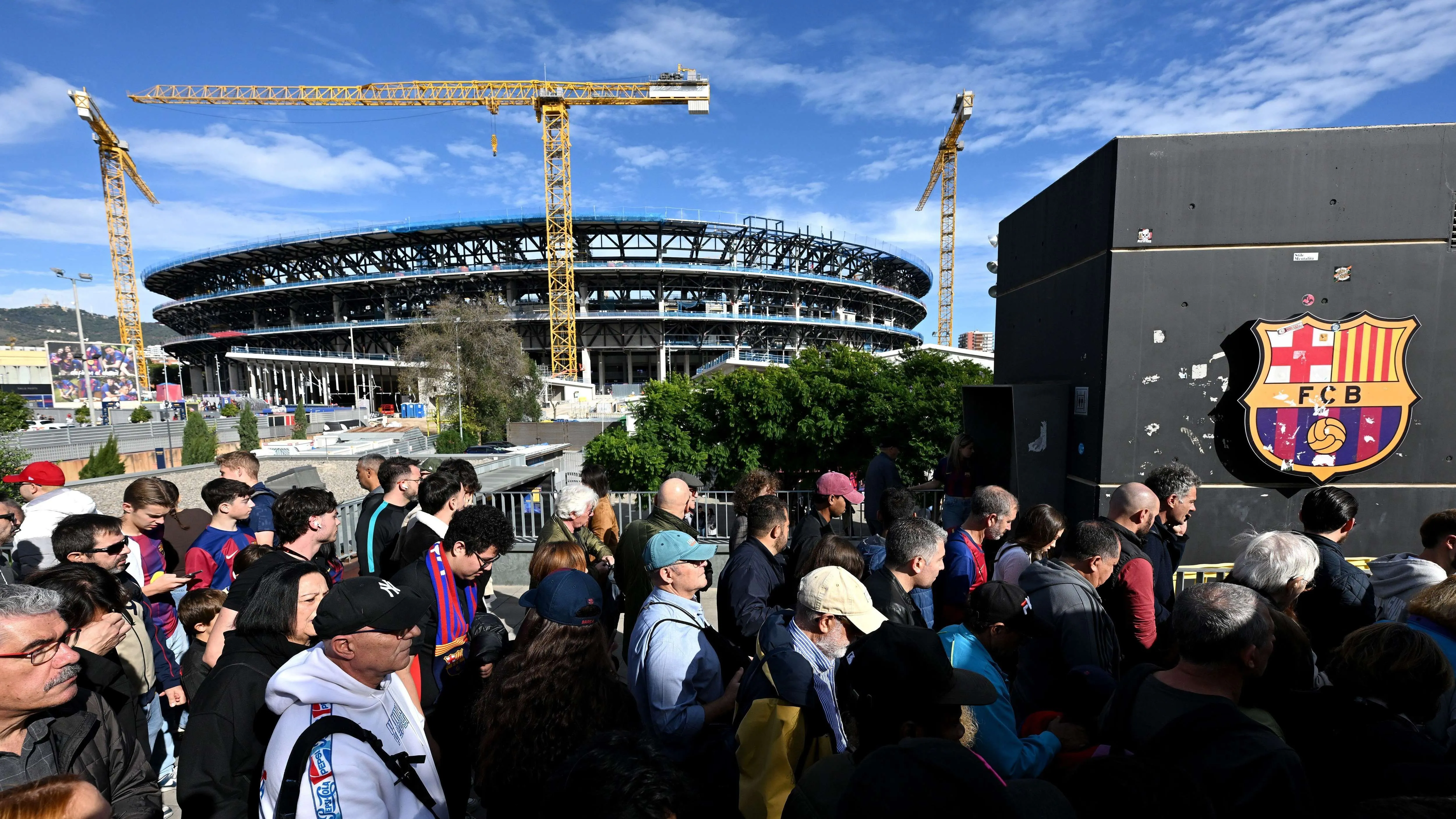 FC Barcelona: Erste Bilder aus dem Camp Nou mit Fans