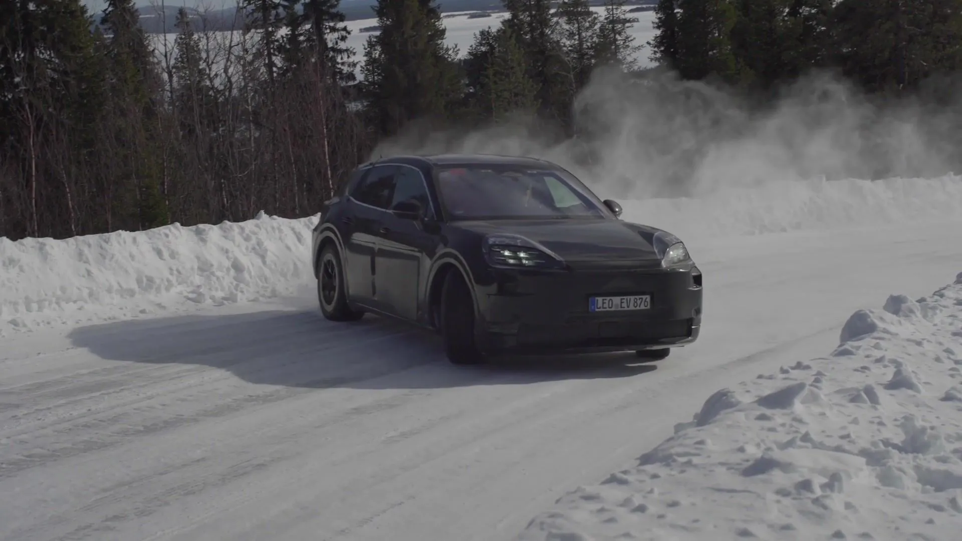 Porsche Cayenne Electric - Test in condizioni di freddo
