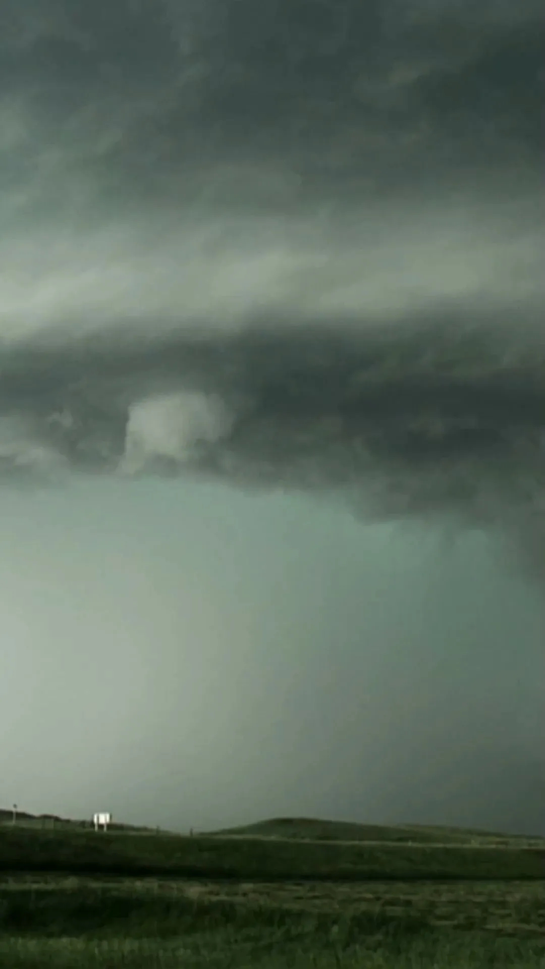 Wie häufig entstehen Tornados in Deutschland und wie im Gefahrenfall agieren?