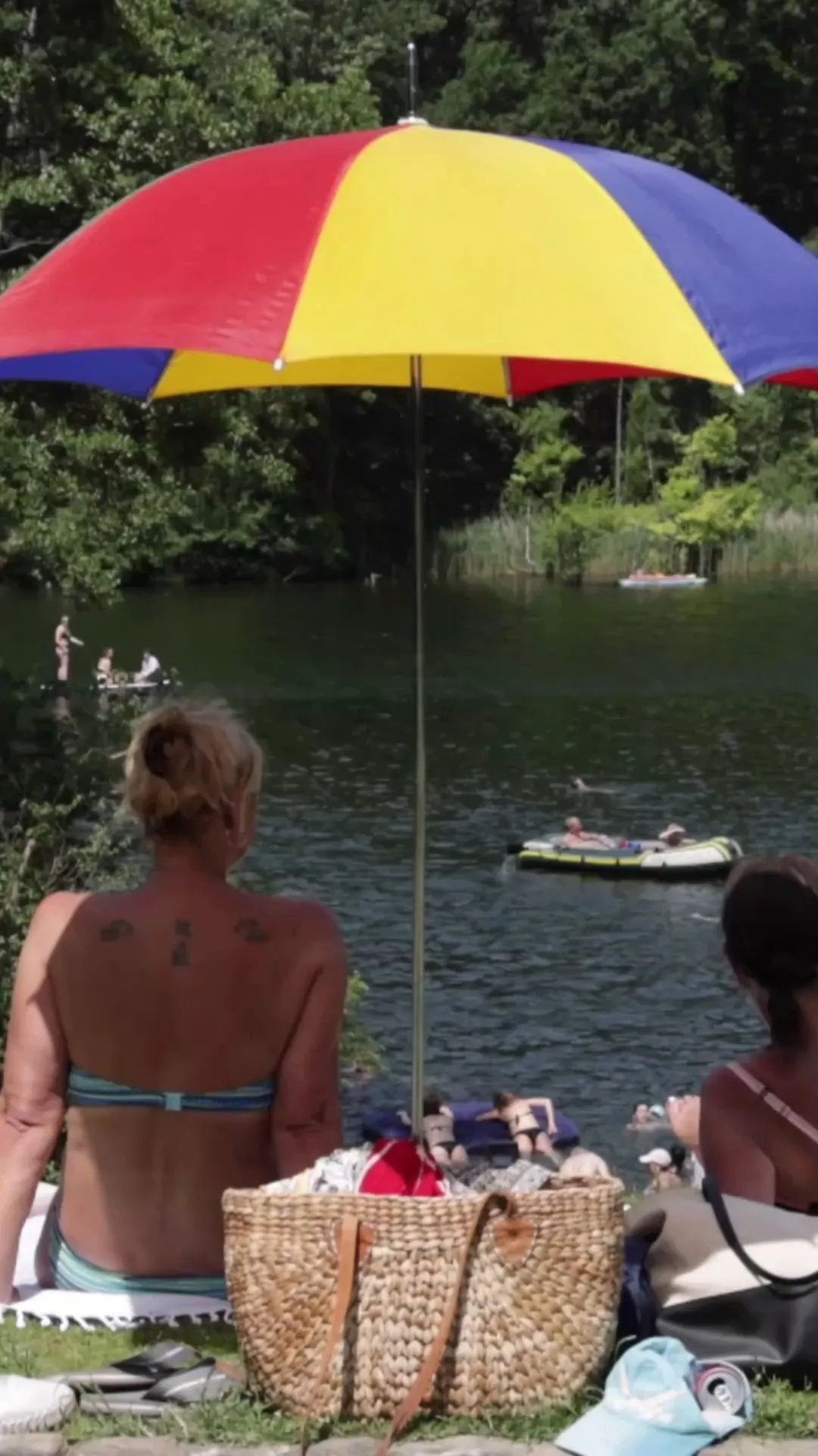 Tipps um Kinder vor Hitze und Sonne zu schützen