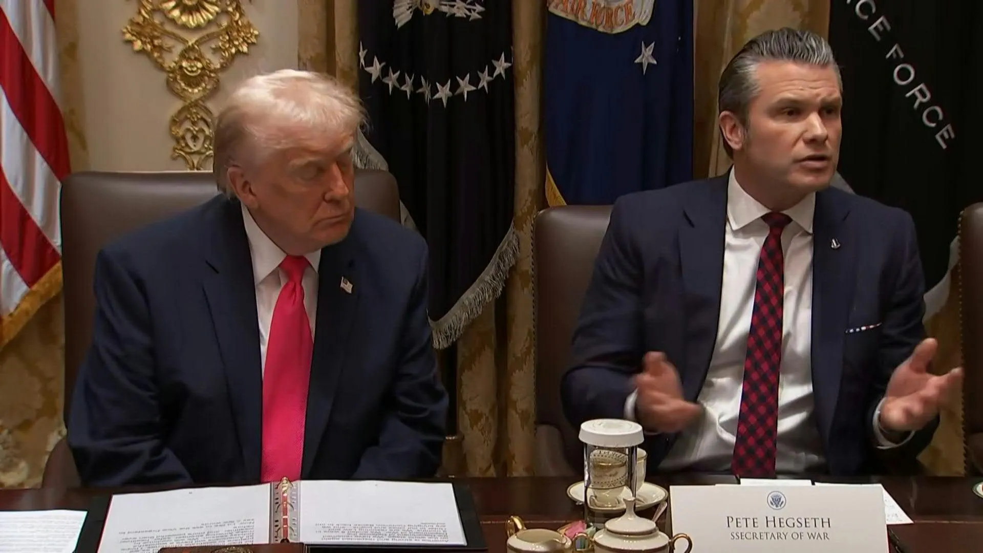 El jefe del Pentágono dice que EE. UU. 'apenas ha comenzado' a golpear presuntas embarcaciones de drogas