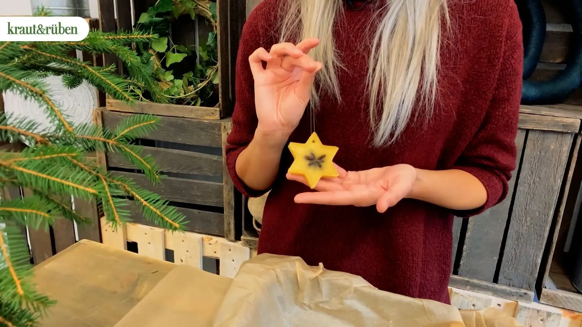 DIY: Kerstdecoratie maken van was en kaarsresten