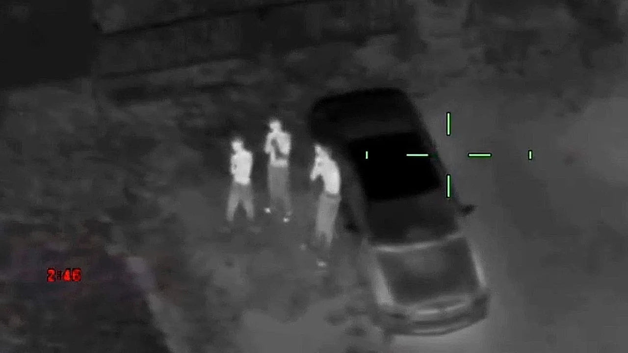 Adolescents de Floride arrêtés après avoir pointé des pistolets à billes sur un hélicoptère de police