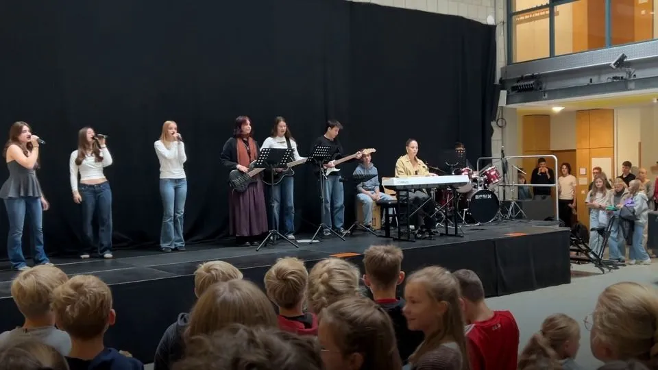 „Kulturelle Pause“ am Johannes-Gutenberg-Gymnasium in Waldkirchen