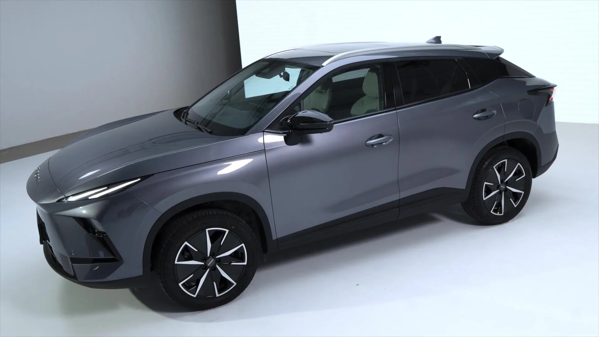 Omoda 5 Electric Design Preview