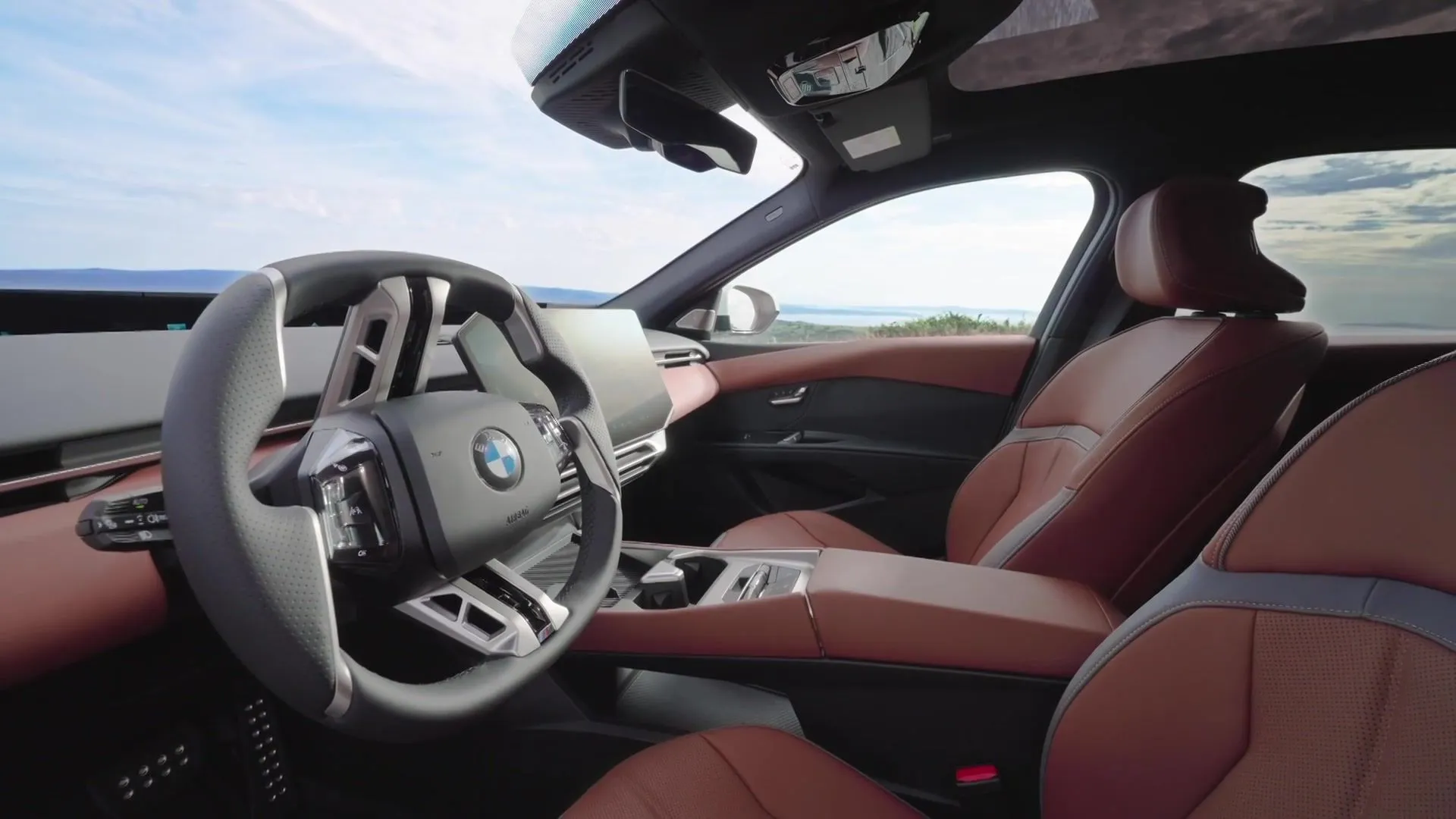 La nuova BMW i3 50 xDrive nel design interno bianco alpino