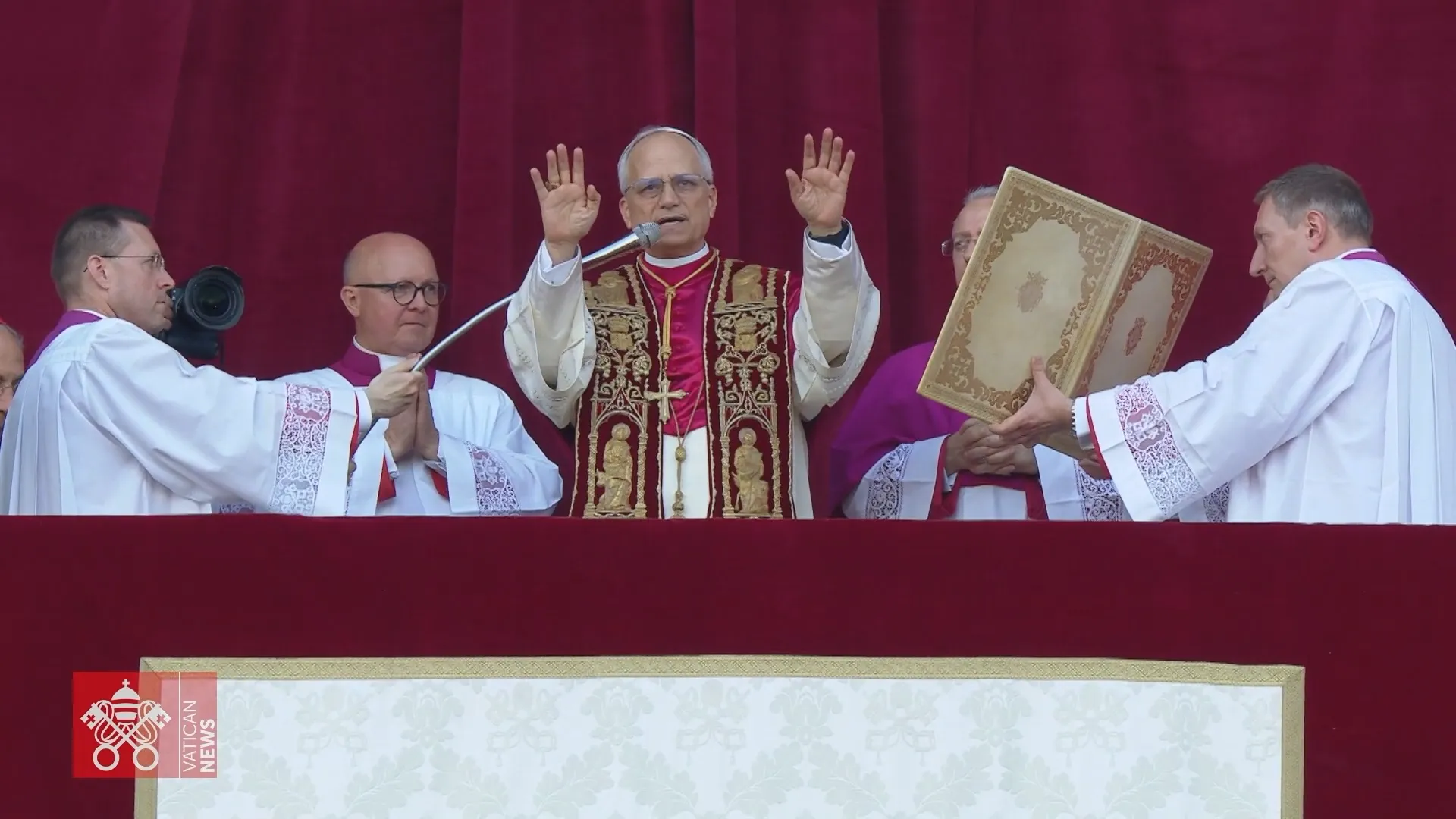 Nach der Krebserkrankung von Papst Leo: So verfolgt das Allgäu die Situation