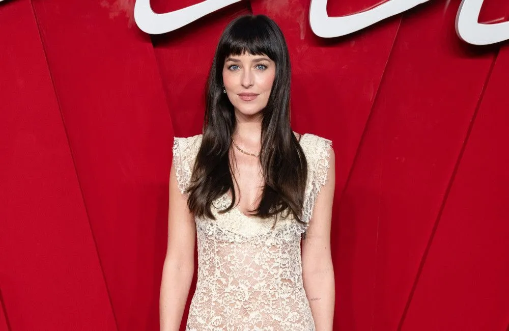 Dakota Johnson und Machine Gun Kelly wollen ihre Beziehung nicht definieren