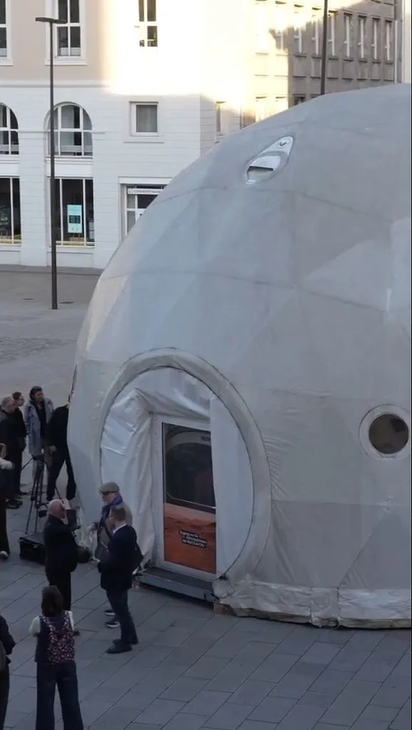 Mars-Mission am Boden - Künstler simulieren Leben auf Mars