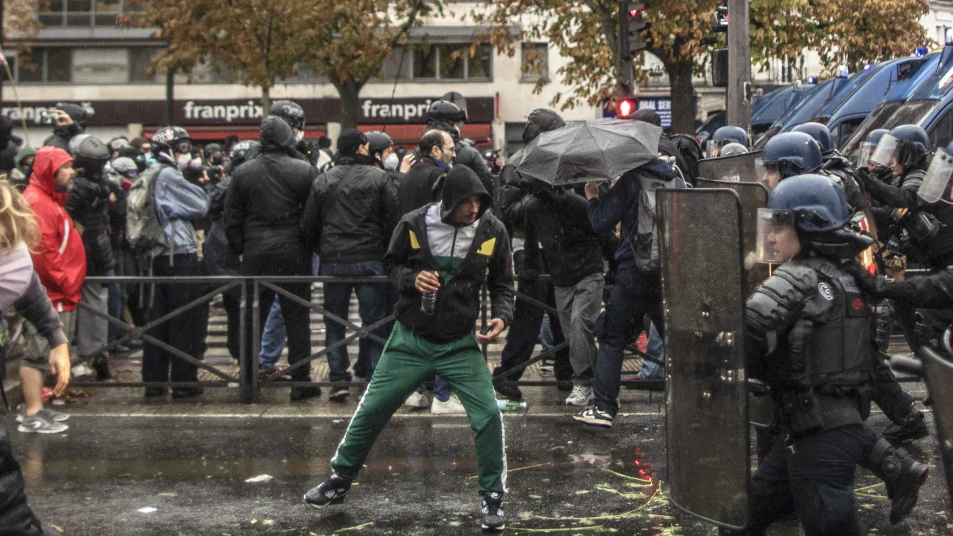 Proteste in Europa eskalieren