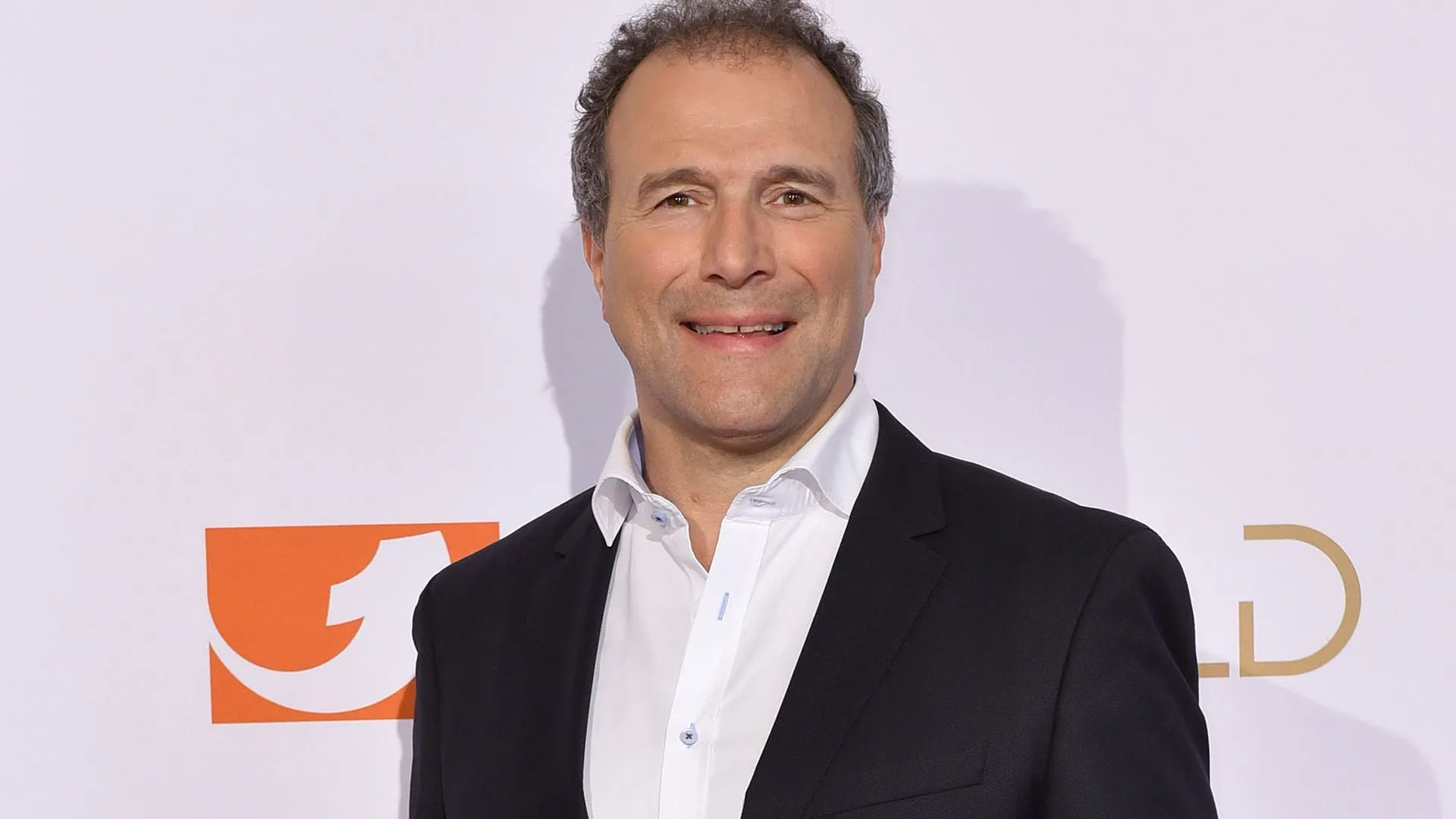 Diese Jobs machte Alexander Hold vor dem TV